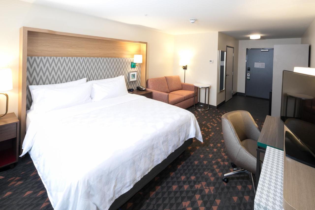 Holiday Inn - Kalamazoo West By Ihg Номер фото